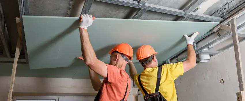 Internal partitions and ceiling installation